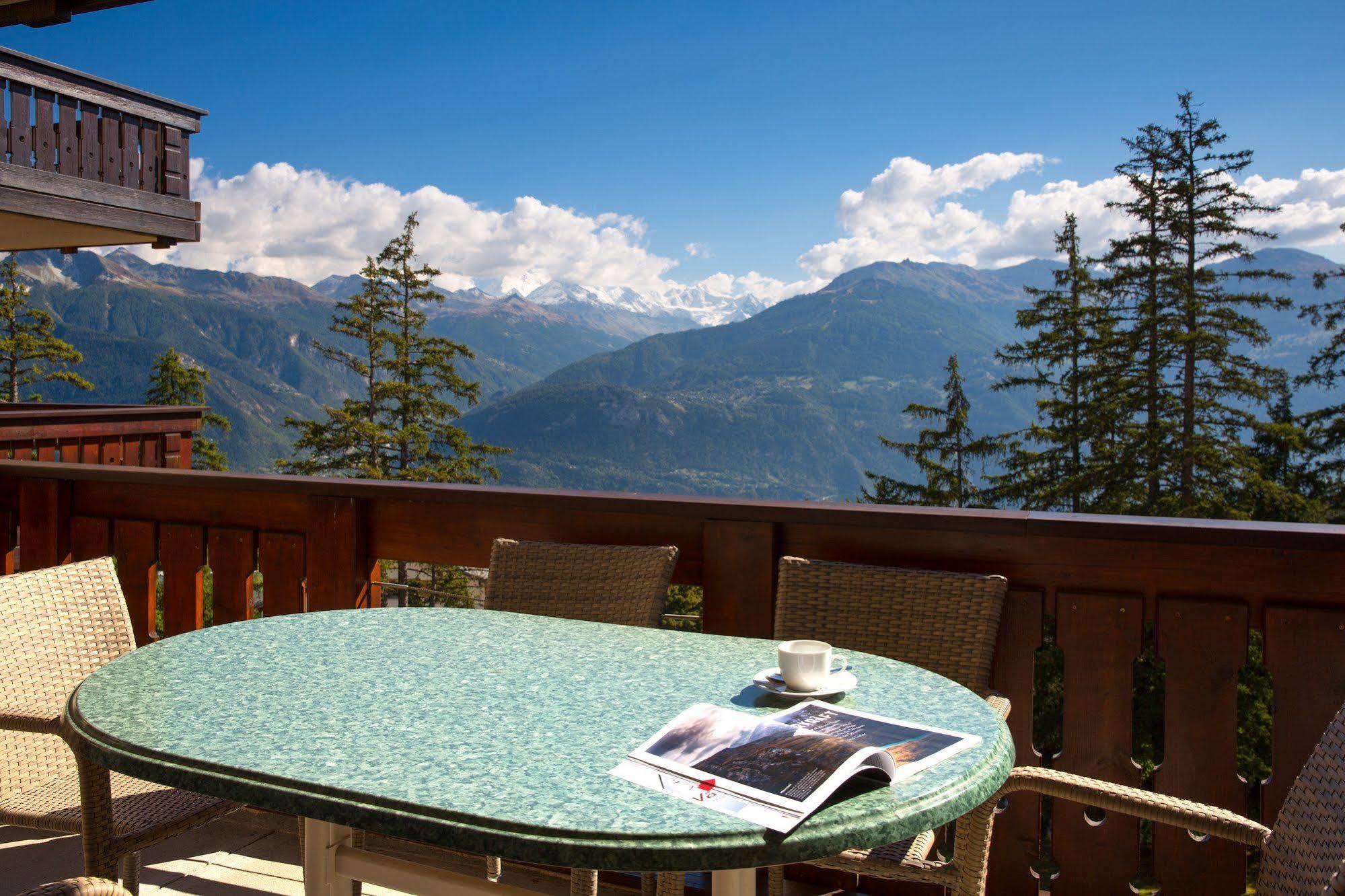 Aparthotel Helvetia Crans-Montana Exterior foto